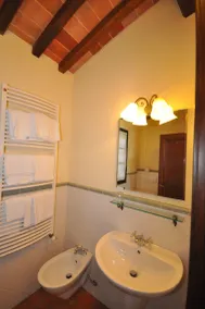 APARTAMENTO COLORINO em dois andares QUARTOS - COZINHA - SALA - AR CONDICIONADO - Image 2