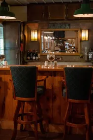 The Lodge - Cozy farm stay with hot tub & breathtaking views 10 min to FL & WBS - Image 3