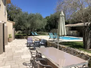 Superb house with heated pool in a beautiful garden - Image 4