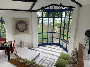 Hermosa finca, con dos casas gemelas, espacios al aire libre - Image 2