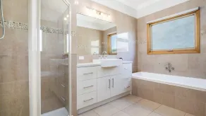 Family home in the centre of Port Fairy - Image 3