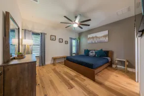 Modern luxury home - on 1/2 acre near Kalahari - Image 5