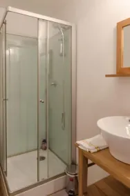 House - Image 3