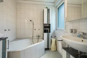 Apartamento 'Cocoon Am Schloß Top 2' con vistas al lago, Wi-Fi y aire acondicionado - Image 2