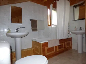 Hermoso Chalet para 8 personas, 4 dormitorios, 3 baños y hermosas vistas - Image 2