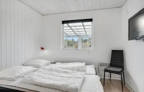 3 Bedroom Beautiful Home In Blåvand - Image 5
