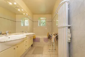 Casalle, comfortable restored holiday home with private swimming pool - Image 2