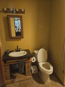Ledgestone Farms-Quiet Country Apartment - Image 3