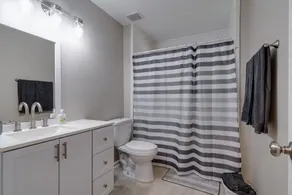 SOUTHAVEN- Full Amenities Home Close to Everything - Image 5