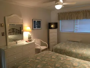 Worcester House 302-oceanfront 51st St- Elev- W/d- AC - Image 3