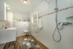 Pure Baltic Sea exhilaration, because this vacation apartment is only 30m from the sea. - Image 2