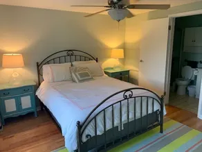 Lewes Beach Cottage - Quiet Quaint and Close To Everything! - Image 4