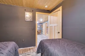 Northwoods Escape: Lakeside Retreat w/ Deck - Image 5