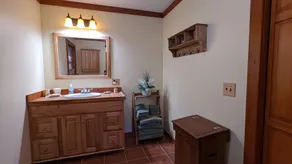 Gorgeous Cabin with Panoramic Mountain Views! - Image 3