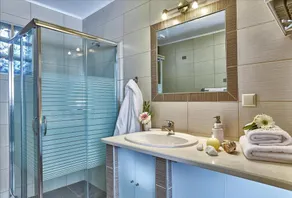 Cozy Pool Front Apartment With sea View Elia RU - Image 5