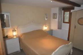 Country cottage with swimming pool and Jacuzzi - Image 5