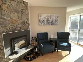 Charming private home on the Connecticut River that comfortably sleeps 11 people - Image 3