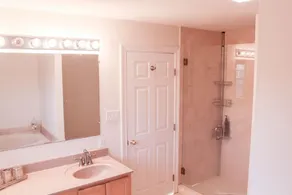 Beautiful 3600sq ft Sag Harbor Village Home, Saltwater Pool, Walk to Beach &Town - Image 4