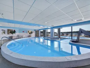 224 Edgewatern Inn | Waterfront Condo | Amazing Views | Pool, Hot Tub, Sauna - Image 5
