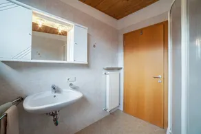Ferienwohnung \"Lingerhof - Arnika\" mit Bergblick, Balkon und WLAN - Image 4