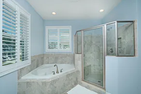 Bayside Beach House with Views of Magnolia Tree and Beyond - Image 5