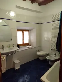 Dreizimmerwohnung, 80 qm, 5/7 Personen mit Pool, 8 km vom Zentrum von Florenz - Image 2
