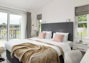 Elite Plus Spa Lodge 3 - Image 2