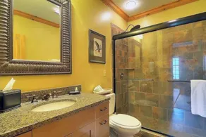 Luxurious Retreat in Bright's Creek near Lake Lure, Tryon, Hendersonville - Image 3