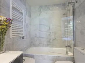 Gotisk kvarter 3 værelser 8 pax med pool og balkon - gratis WiFi - Image 2