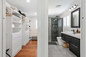 A Family Affair ~ 4 Bed/2.5Bath/Pool ~ Morningside - Image 4