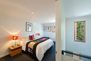 Fitzgeorge - spacious home in inner Fitzroy Melbourne perfect location - Image 5