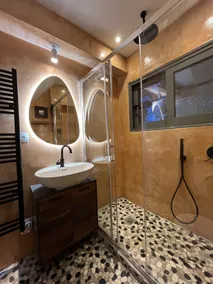 Private villa with panoramic sea views - Image 2