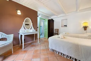 Holiday home 'Case Saponara' with sea view, terrace and Wi-Fi - Image 2