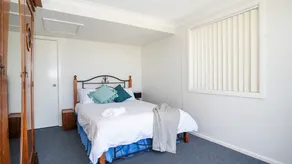 Mcgrath welcomes you to Wave Spray close to the beach and lake - Image 4
