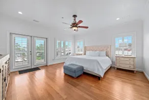 LUXURY, SINGLE SIDE OF DUPLEX, PRIVATE NEIGHBORHOOD, WATERFRONT, POOL! - Image 4
