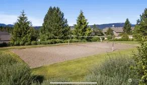Family Friendly Cozy Cabin with Private Hot Tub & Games! - Image 4