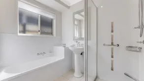 11 Wills Avenue Golden Beach QLD - Image 3