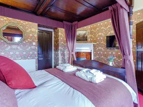 Craigendarroch House - Image 4