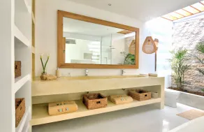 Maluka22, unwind 3BR villa Canggu & Pererenan -pool & walking to the beach - Image 3