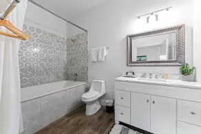 Die Lodge in der Eagles Landing Lodge in Bulverde bietet Platz für 12 Gäste - Image 5