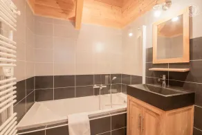 Chalet Evasion - Image 5