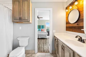 A Dog Friendly, Gulf Front Home with Private Boardwalk and Beach Access - Image 2