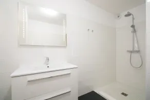 Appartement T3 charme, tout confort avec piscine, à ILE-ROUSSE - Image 2