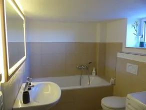 Stadtnahe Ferienwohnung für Naturliebhaber mit Blick Über die Donau - Image 3