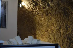 Vacker grotta hus med charm - Image 4