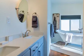 Sunset Deck + Boat Parking | Near Paso Robles | The J's Nest Cottage - Image 4