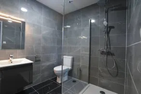 Comfortable guest house just a stone's throw from the Meuse river and the \"voie verte\". - Image 4