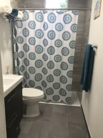 Near Hollywood Stadium/Hard Rock Hotel - FREE PARKING & WIFI - Close to beach - Image 4