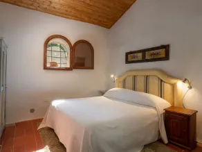Smuk  feriebolig for 11 gæster med WIFI, privat pool, TV, terrasse og kæledyr tilladt - Image 2