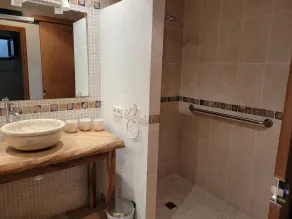 In großer Villa, 2-Zimmer-Wohnung für 4 Personen in der Nähe des Meeres! - Image 2
